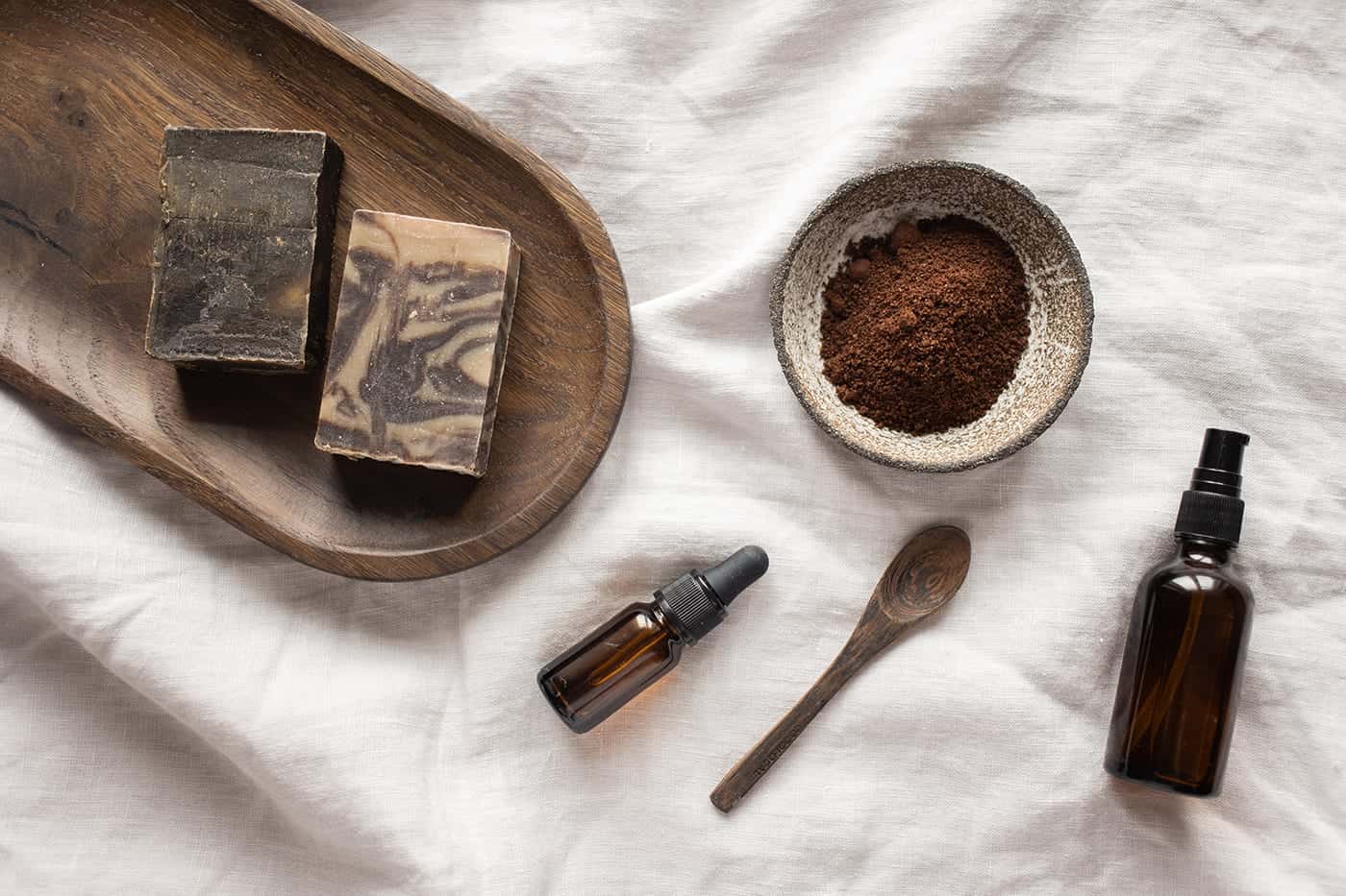 which one is less harmful to the environment and why? 5 pexels monstera 6621308